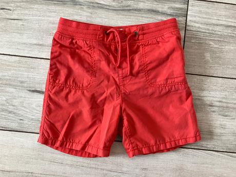 Šortky, zara,104