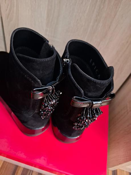 Členkové čižmičky epica, 39