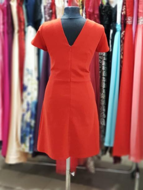 Krátke červené šaty - l/xl, l / xl