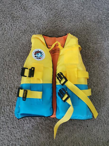 Plavecká vesta, 