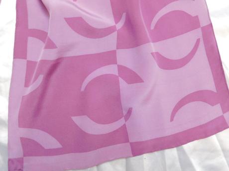 Kvalitny hodvabny šal, l