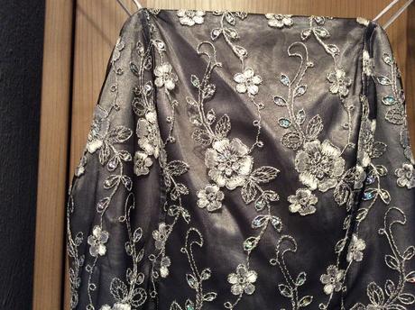 Spoločenské šaty, 40