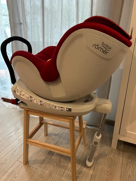 Otočná dualfix romer britax autosedačka, römer