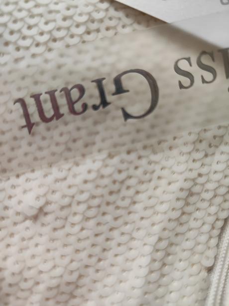 Mikinka flitrova, 140 / 146