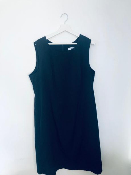 Čierne puzdrové šaty b.p.c. selection bonprix, bonprix,48