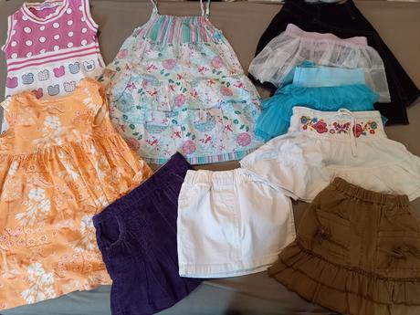 Šaty a sukne 110-116, 104–116