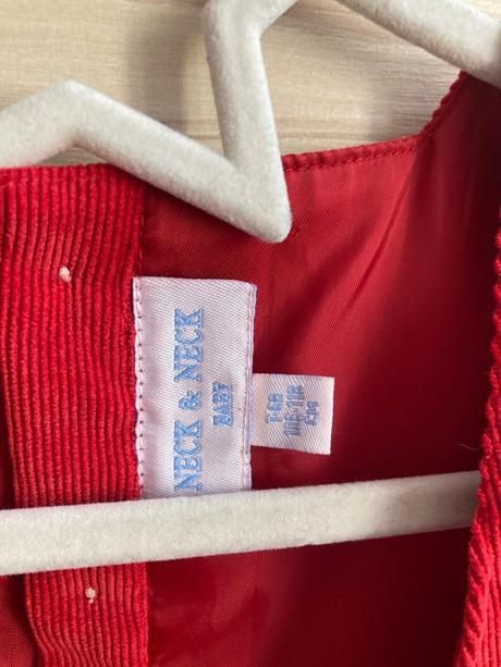 Mencestrove saty s mašľou, 110