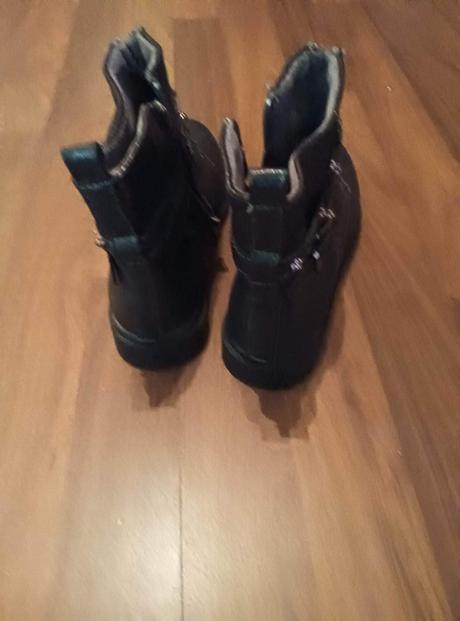 Čižmičky prechodné, 36