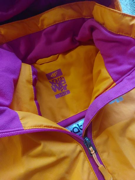 Kombineza značky 4f, 140