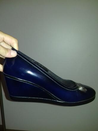 Nenosené kožené topánky, baťa,38