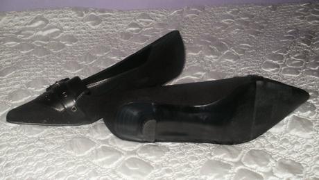 Čierne lodičky, 41