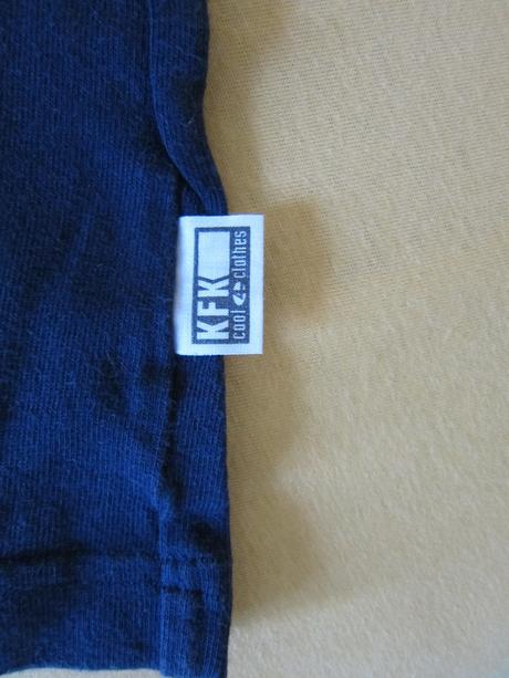 Tricko s kapucou, 140