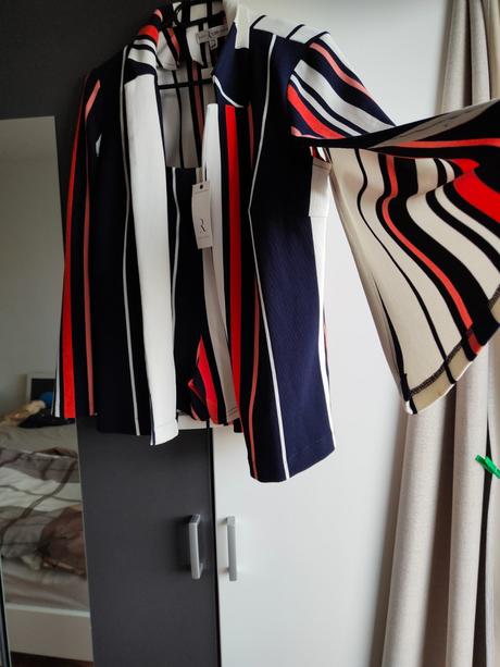 Rare london krátky kostým, rare editions,40 / l