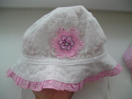 Klobúk a šiltovka veľk. 48, 86