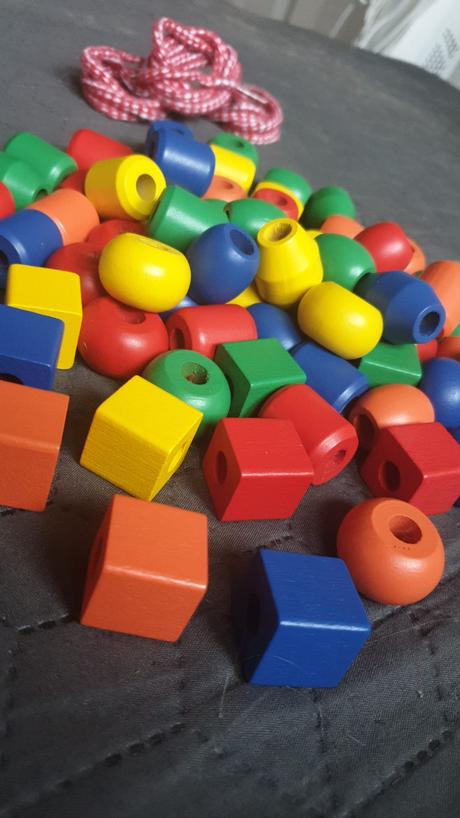 Velké drevené korálky na motoriku dietata top,