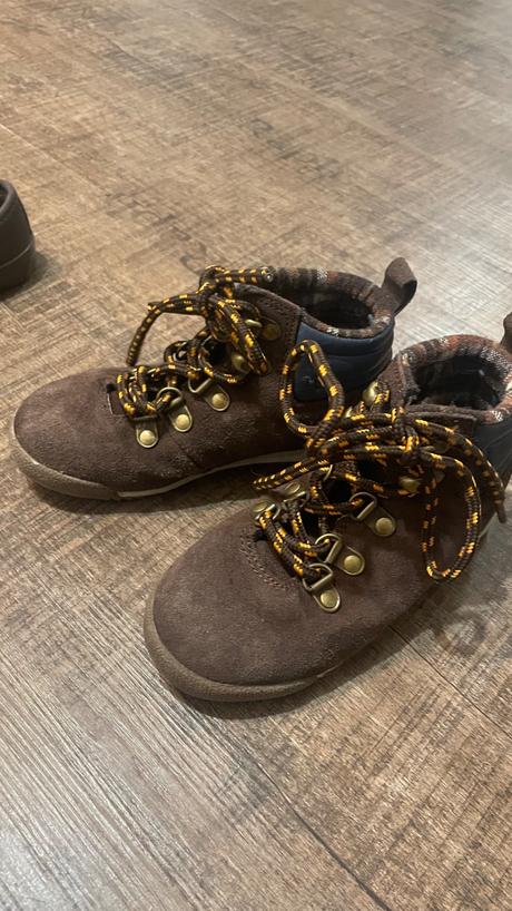 Topánky vysoké, reserved,28