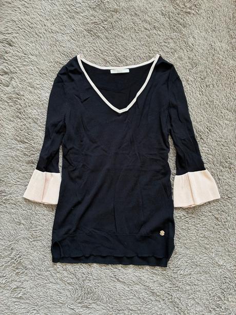 Gaudi top, gaudi,m