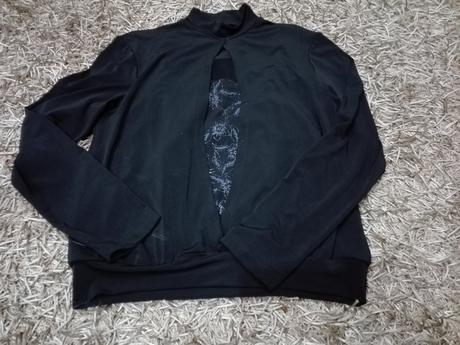 Elegantna cierna bluzka, m