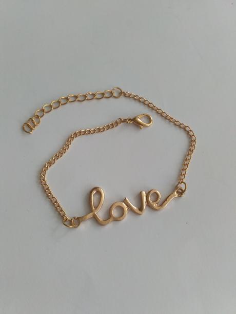 Náramok na ruku love,