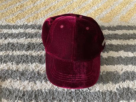 Zamatová šiltovka 116/128, lindex,122