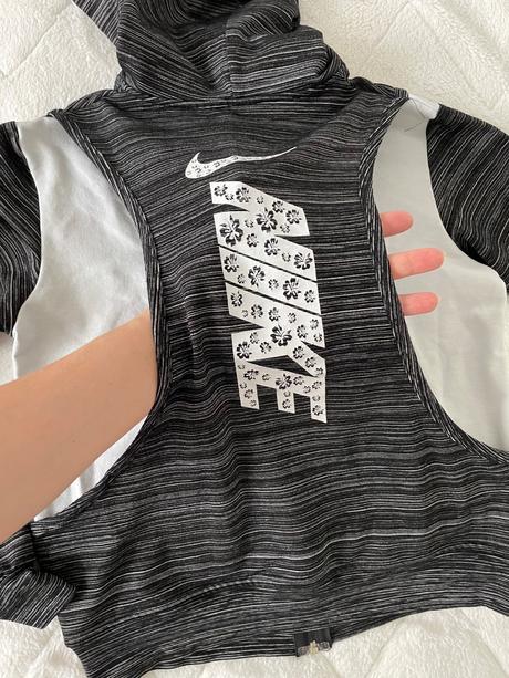Mikina nike s kapucňou vel. s, nike,s