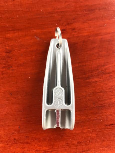 Pomôcka pre vyberanie noža z korčúľ - bauer, 