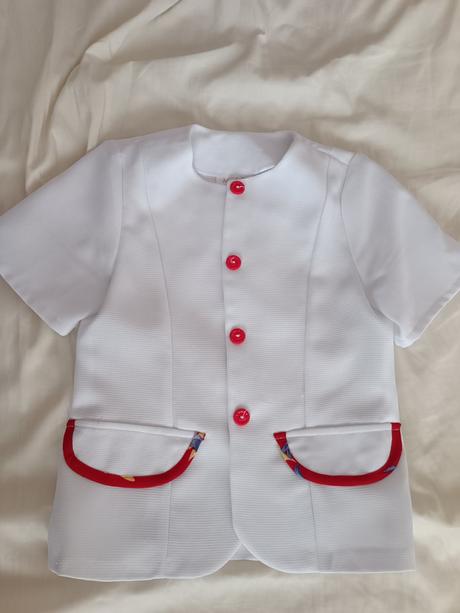 Dievčenský kostým, modelko,122