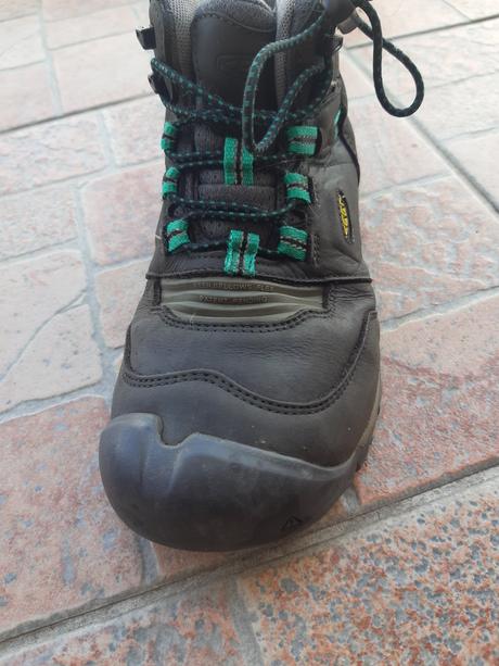 Turistická obuv, keen,37