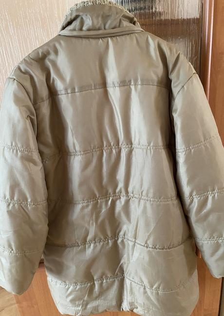 Prešívaná bunda v. 44/46, 44