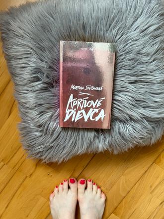 Kniha aprílové dievča - martina solčanská,
