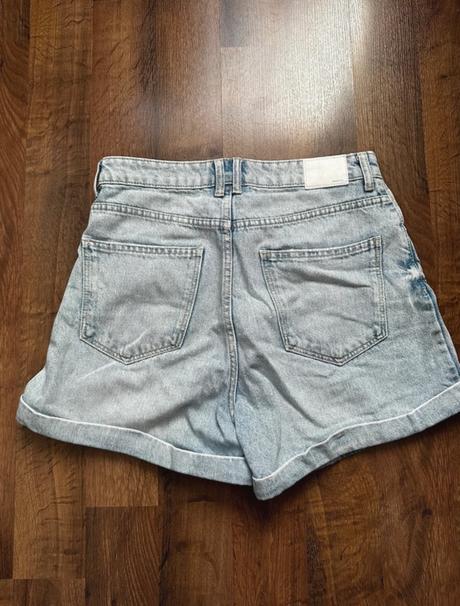 Rifľové kraťasy bershka, bershka,38