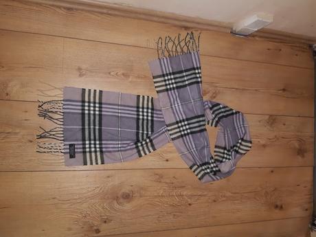 Krásny sal fialkovo cierny, 