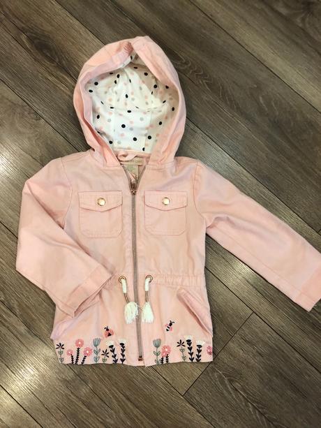 Prechodný kabátik, 92