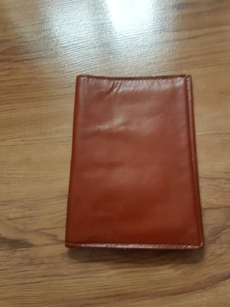 Kožená peňaženka/zakladač na doklady/dokladovka, 