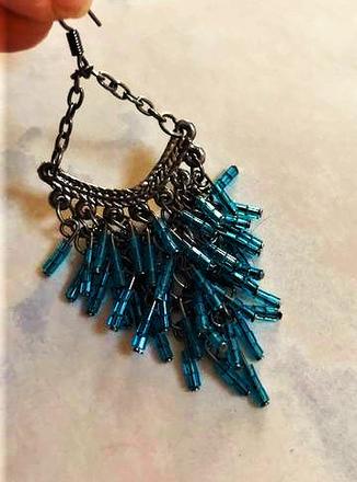 Extravagantné visiace korálková náušnice, 