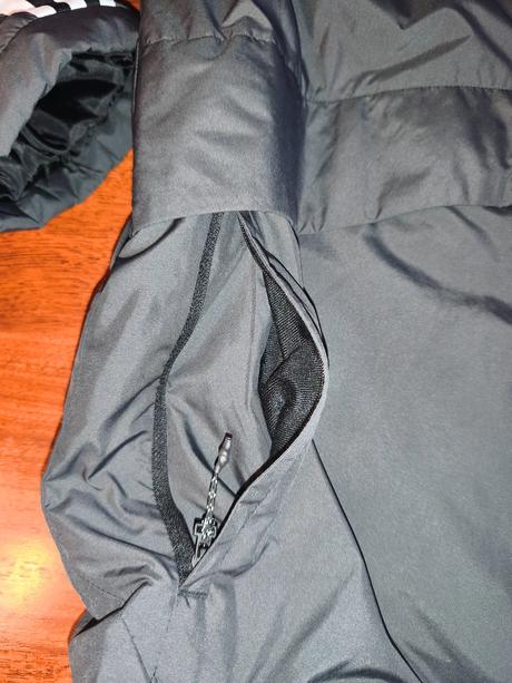 Bunda adidas, adidas,l