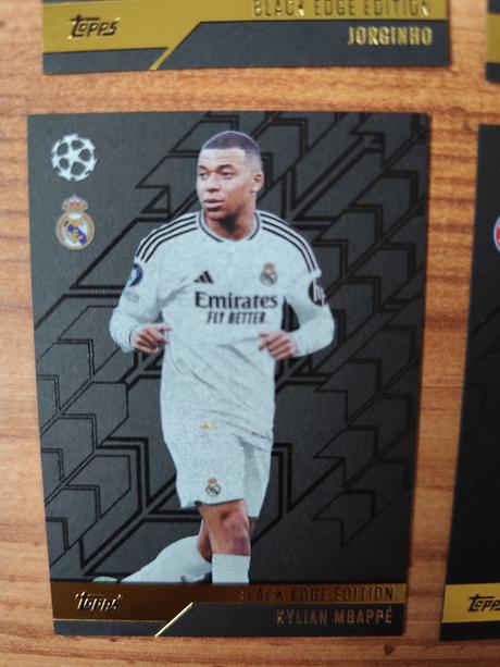 Futbalové kartičky match attax 2024/25 black edge,