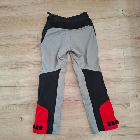 Motorkárske nohavice, 40