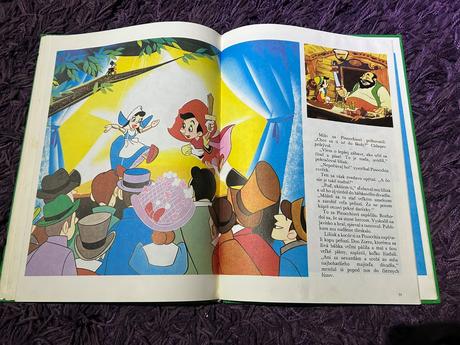 Sada 2 ks knižiek walt disney, 