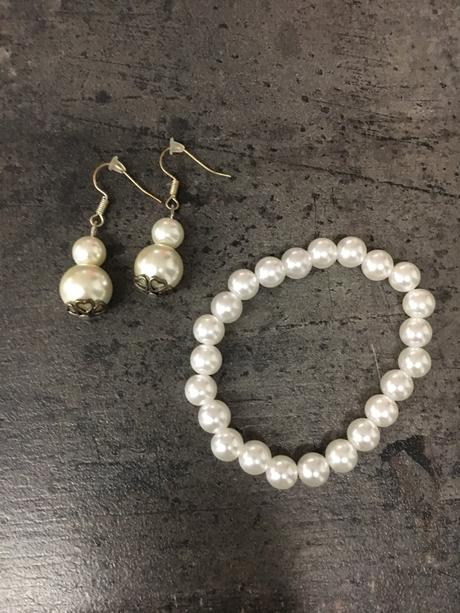 Náušnice a náramok,