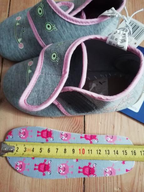 Papuče svietiace v tme, lupilu,25