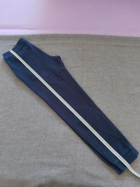 Dámske / dievčenské tepláky, 158