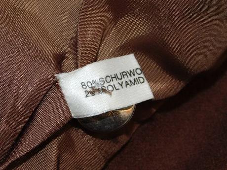 Luxusny vlneny kroj, 40