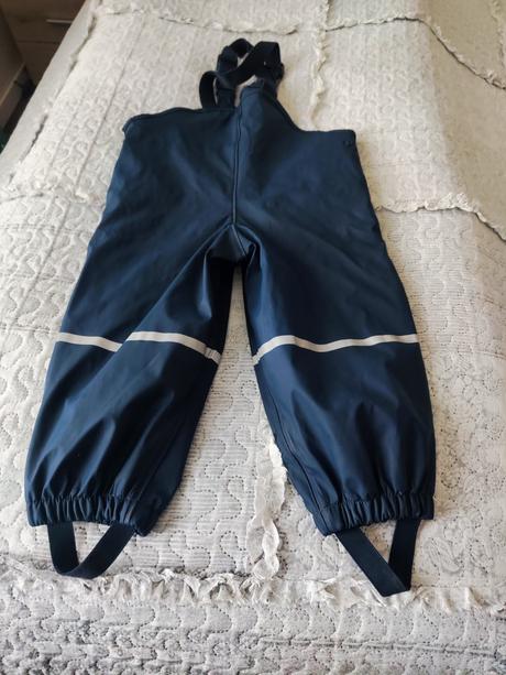 Nohavice do dažďa, lupilu,86