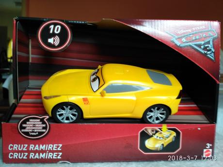 Veľké žlté cars auto, 