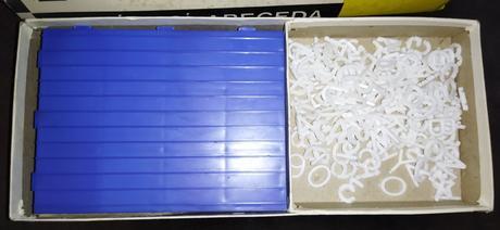 Retro skladacia abeceda, 