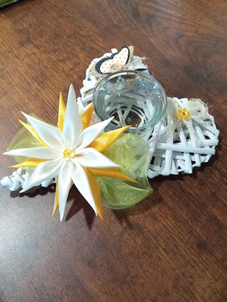 Dekorácie kvetinové,