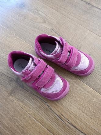 Protetika melania fuxia (veľkosť 31), protetika,31