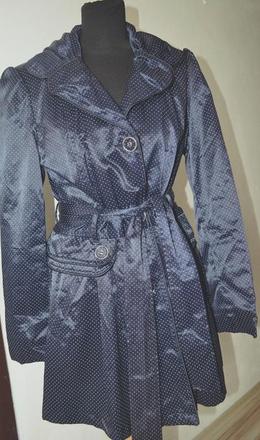 Prechodný trenčkot, atmosphere,40