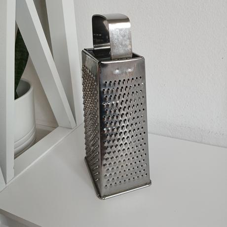 Klasické nerezové strúhadlo, 